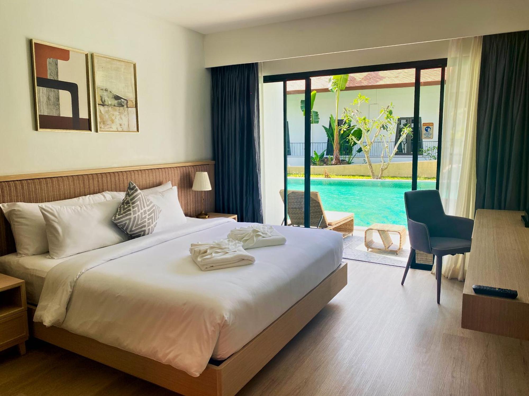Estella Phuket Mai Khao Beach Resort Exteriör bild